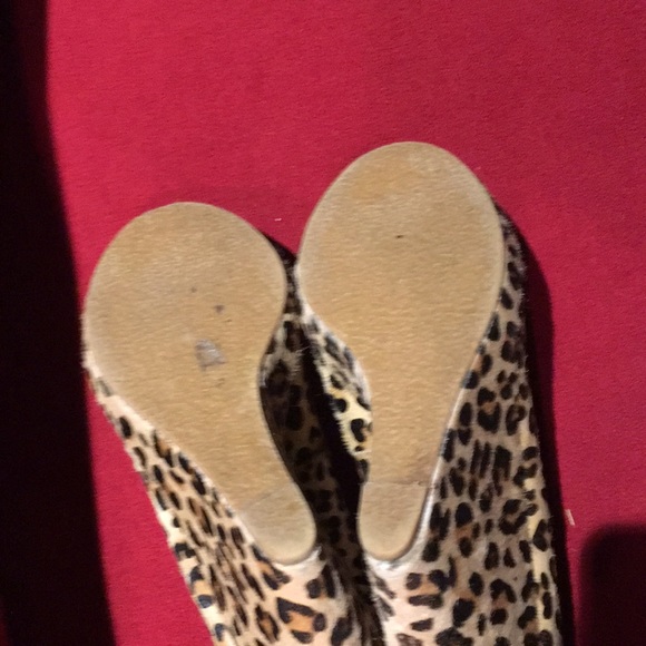 Joie 2 pairs EUC animal fur shoes - Picture 6 of 12